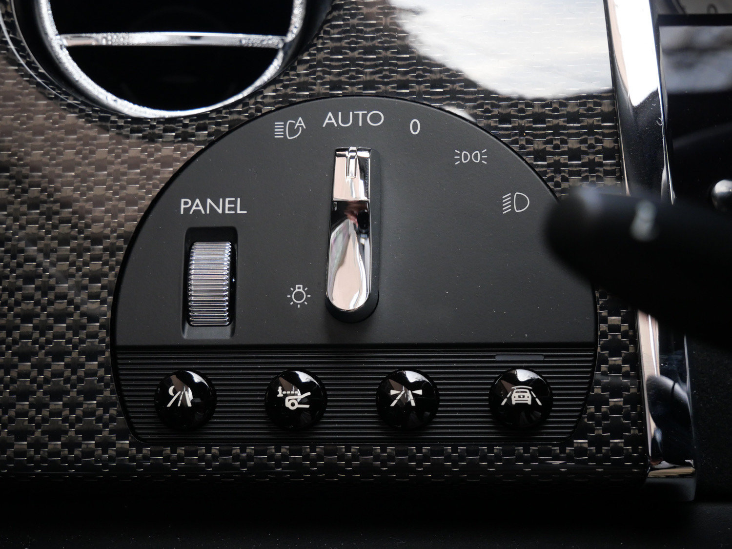 Used 2019 Rolls-Royce Ghost RWD image 42