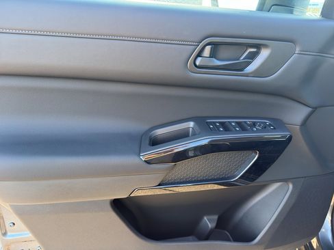 New 2026 Nissan Pathfinder SV image 13