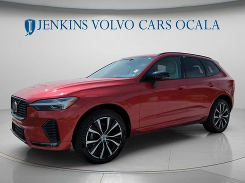 Used 2023 Volvo XC60 B5 Plus w/ Protection Package Premier FWD image 7