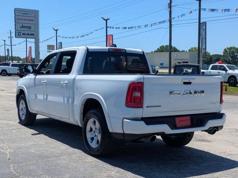 Used 2025 RAM 1500 Big Horn AWD/4WD image 5