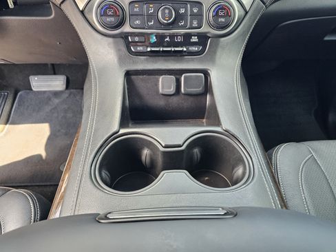 Used 2018 Chevrolet Tahoe LS RWD image 12
