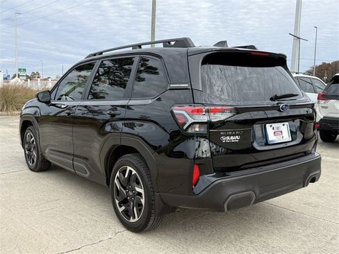 Certified 2025 Subaru Forester Limited image 4