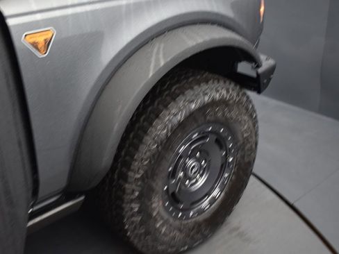 New 2025 Ford Bronco Badlands w/ Sasquatch Package AWD/4WD image 15