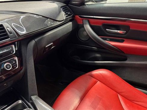 Used 2020 BMW M4 Coupe w/ Competition Package image 24