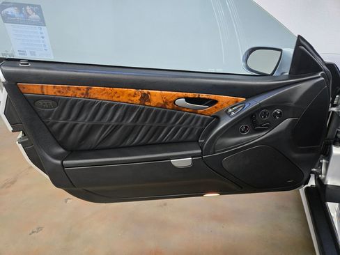 Used 2007 Mercedes-Benz SL 600 image 14
