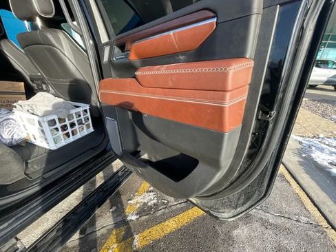 Used 2024 GMC Sierra 2500 Denali Ultimate w/ Snow Plow Prep/Camper Package image 8