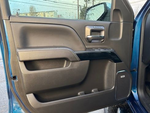 Used 2017 Chevrolet Silverado 1500 LTZ Z71 w/ LTZ Plus Package image 22