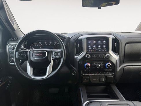 Used 2021 GMC Sierra 1500 Elevation w/ Preferred Package image 4