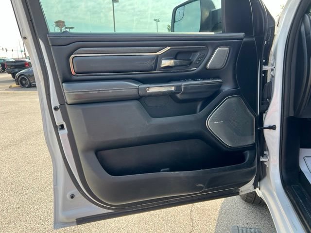 Used 2019 RAM 1500 Limited AWD/4WD image 11