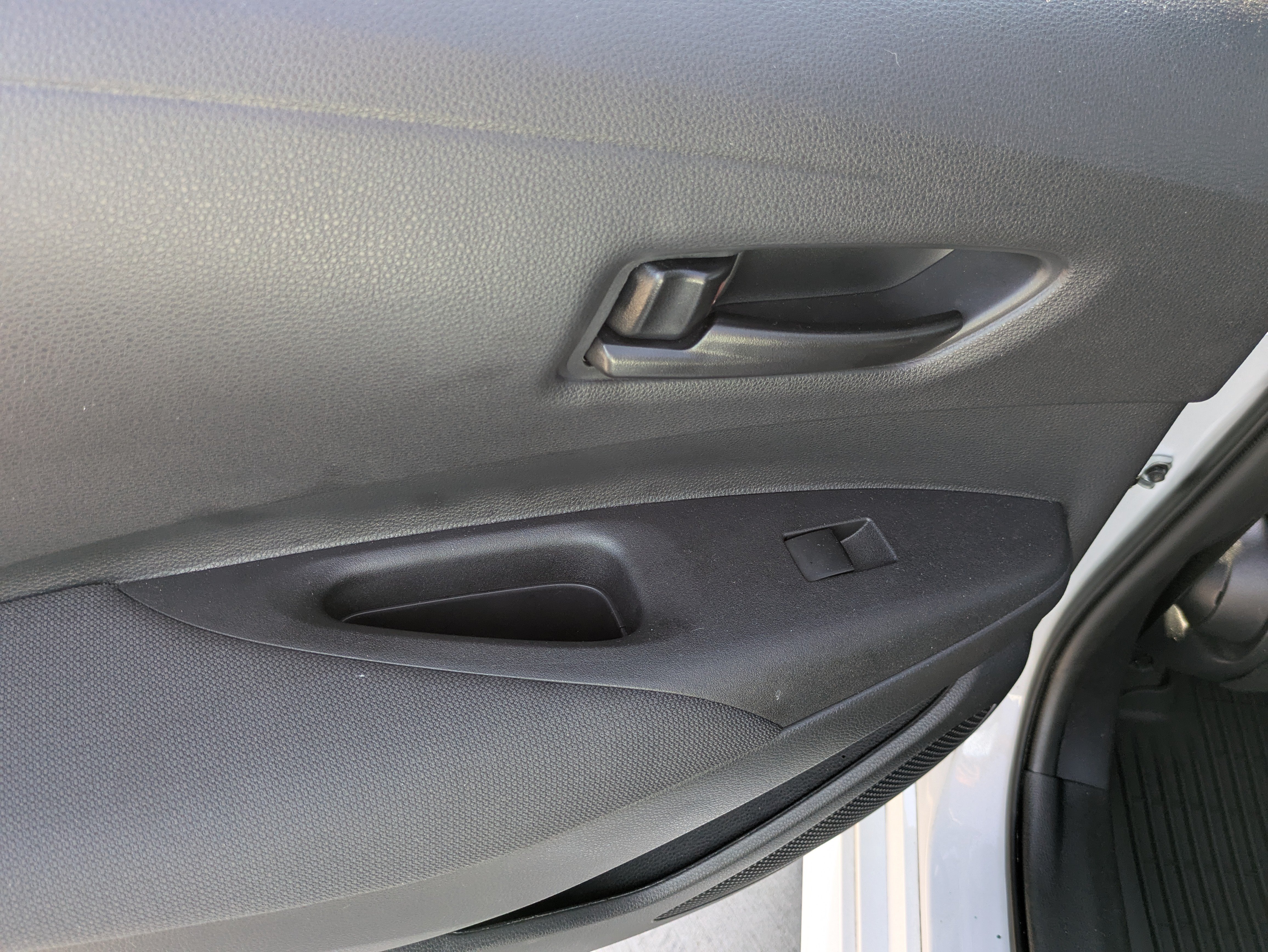 Certified 2025 Toyota Corolla LE FWD image 12
