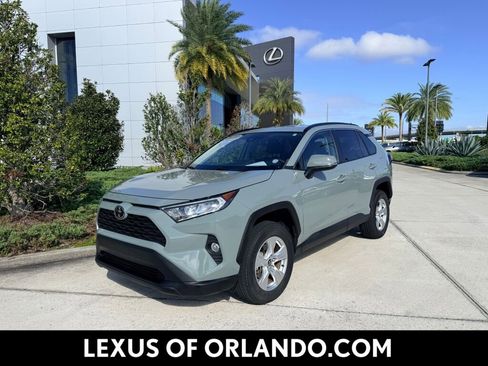 Used 2021 Toyota RAV4 XLE image 1