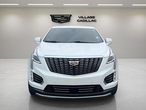 Certified 2025 Cadillac XT5 Premium Luxury w/ Technology Package image 8