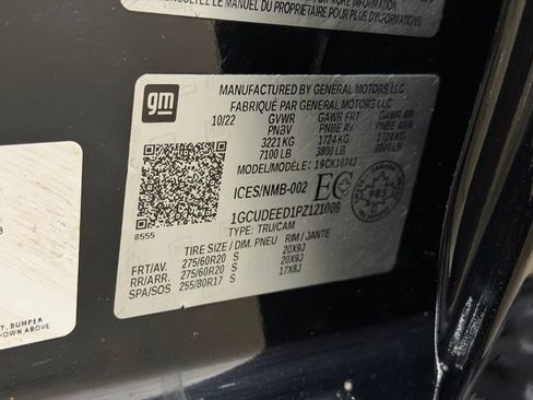 Used 2023 Chevrolet Silverado 1500 RST w/ Protection Package image 38