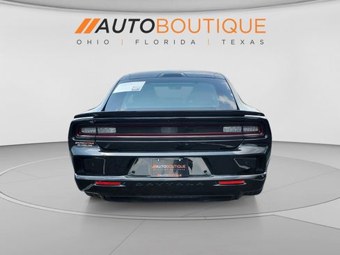 Used 2024 Dodge Charger Daytona Scat Pack w/ Plus Group AWD/4WD image 4