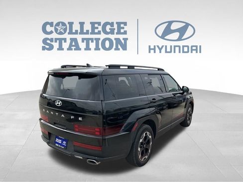 Used 2026 Hyundai Santa Fe SEL FWD image 6