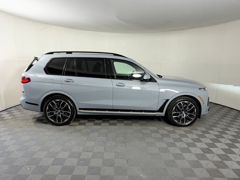 Used 2026 BMW X7 xDrive40i w/ M Sport Package AWD/4WD image 8