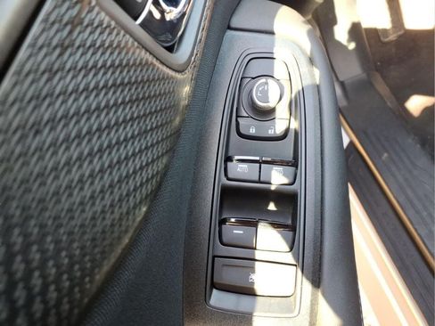 Used 2025 Subaru Legacy Premium AWD/4WD image 19
