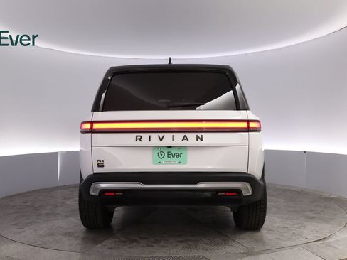 Used 2023 Rivian R1S Adventure AWD/4WD image 15