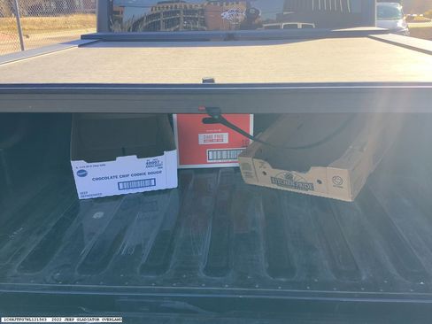 Used 2022 Jeep Gladiator Overland w/ Popular Equipment Package image 10