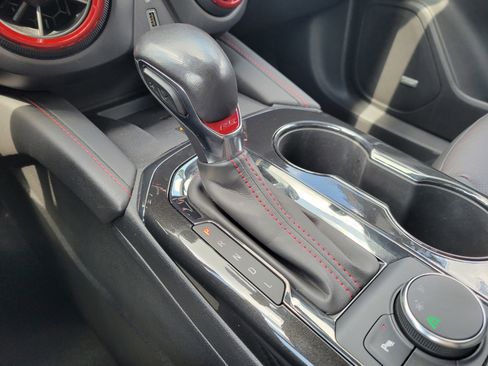 Used 2020 Chevrolet Blazer RS FWD image 24