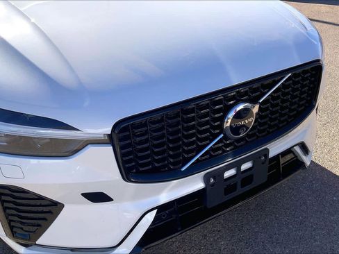Used 2024 Volvo XC60 B5 Ultimate image 30