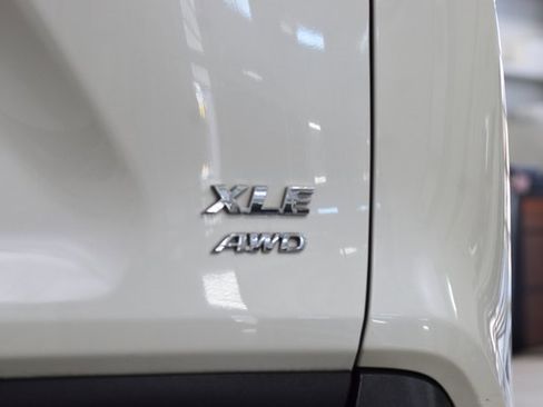 Used 2024 GMC Yukon Denali Ultimate image 21