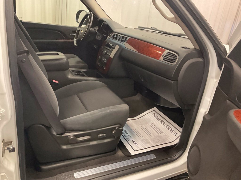 Used 2009 Chevrolet Tahoe LT AWD/4WD image 28