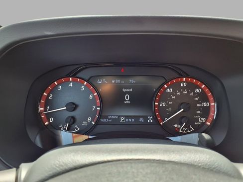Used 2026 Nissan Frontier PRO-4X w/ Pro-4x Convenience Package AWD/4WD image 15