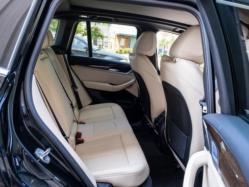 Used 2023 BMW X3 xDrive30i w/ Premium Package AWD/4WD image 33