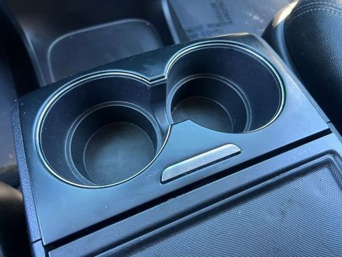 Used 2020 Toyota Sienna SE image 31