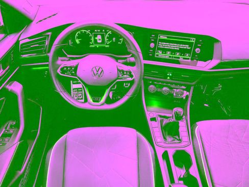 Used 2024 Volkswagen Jetta GLI 40th Anniversary Edition FWD image 17