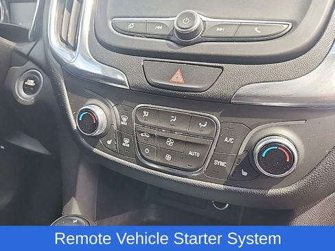 Used 2019 Chevrolet Equinox LT AWD/4WD image 17