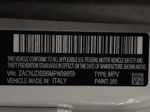Used 2021 Jeep Renegade Latitude AWD/4WD image 33