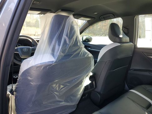 New 2026 Toyota Camry SE image 10