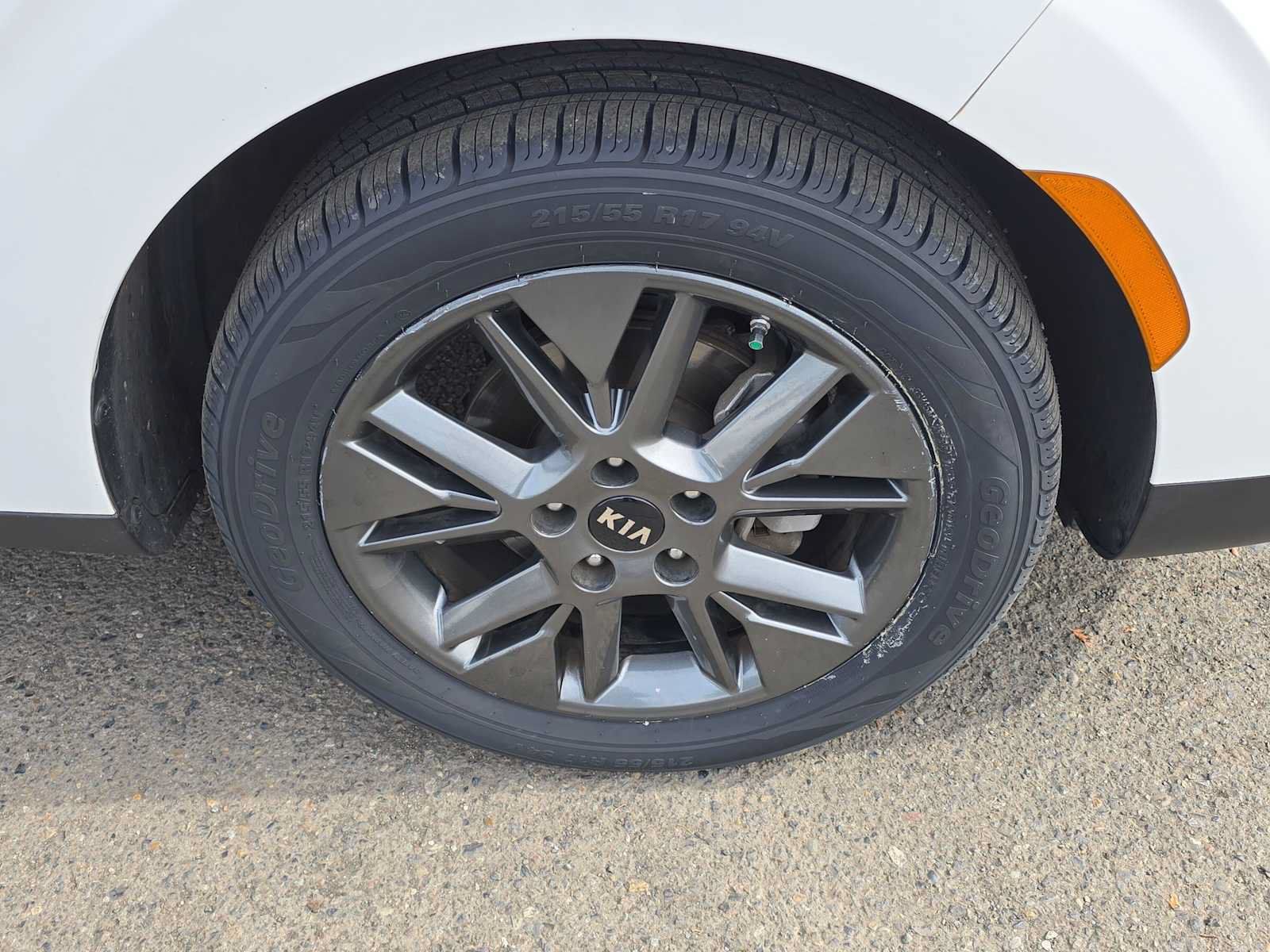 Used 2021 Kia Soul S FWD image 9