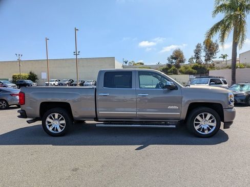 Used 2017 Chevrolet Silverado 1500 High Country AWD/4WD image 4