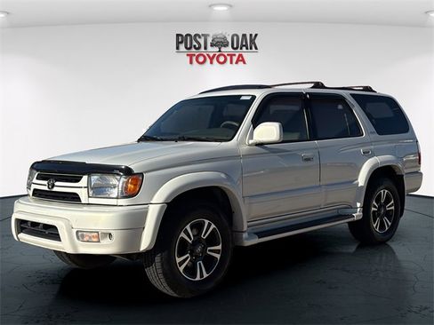 Used 2002 Toyota 4Runner Limited image 3
