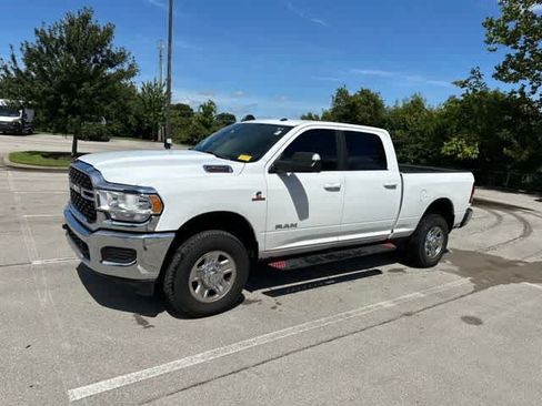 Used 2022 RAM 2500 Big Horn AWD/4WD image 12