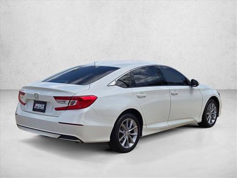 Used 2022 Honda Accord LX image 5