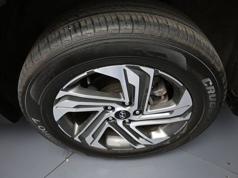 Certified 2023 Hyundai Santa Fe SEL AWD/4WD image 15