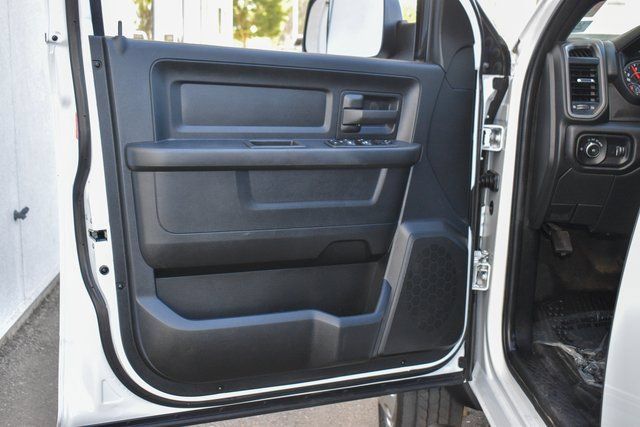 Used 2022 RAM 5500 Tradesman w/ Chrome Appearance Group RWD image 10