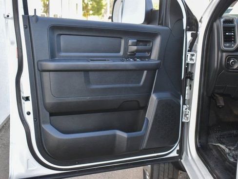Used 2022 RAM 5500 Tradesman w/ Chrome Appearance Group RWD image 10