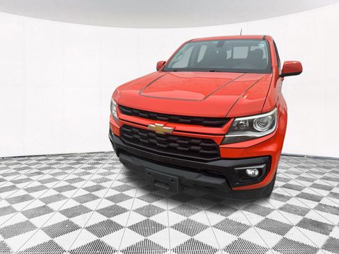 Used 2021 Chevrolet Colorado LT w/ LT Convenience Package image 2