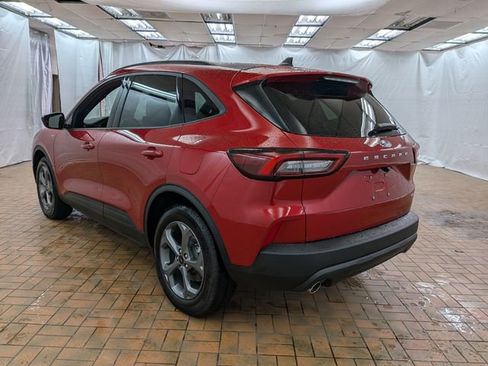 Certified 2025 Ford Escape ST-Line w/ Equipment Group 301A image 5