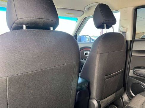 Used 2018 Kia Soul + FWD image 16