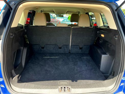 Used 2017 Ford Escape SE image 11