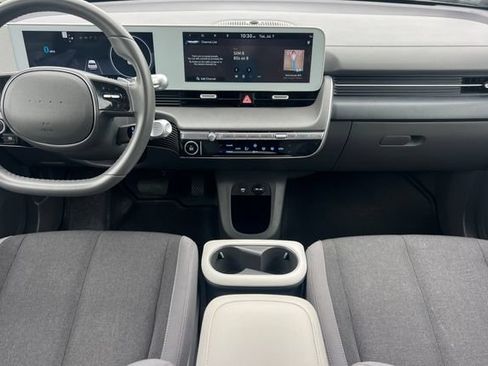 Certified 2024 Hyundai Ioniq 5 SE RWD image 17