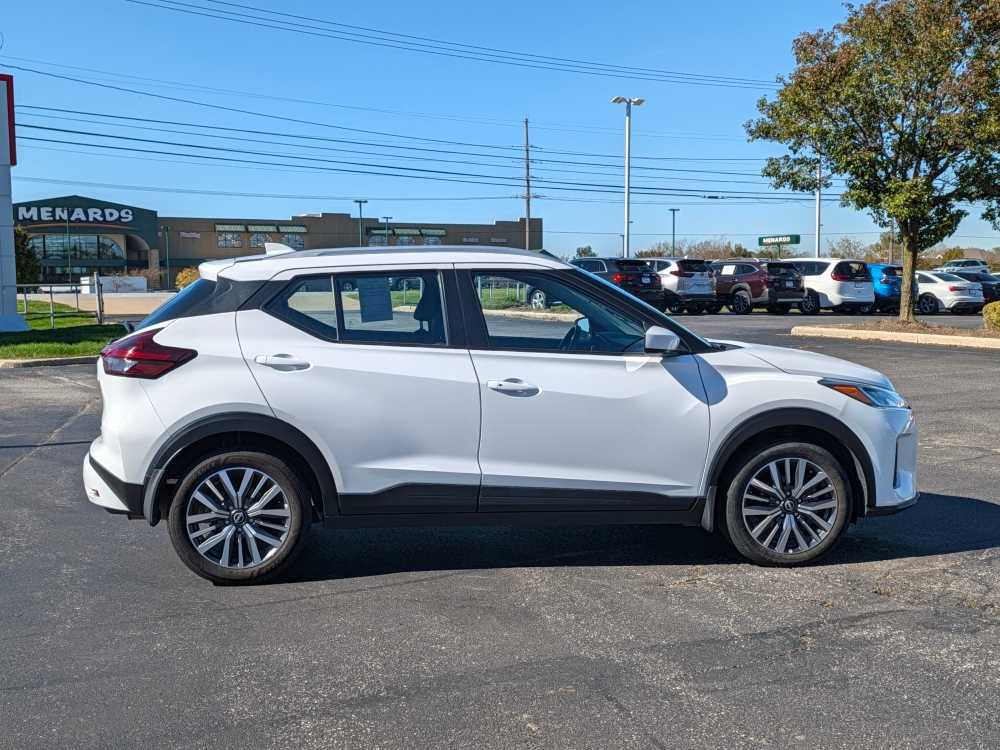Used 2023 Nissan Kicks SV FWD image 8