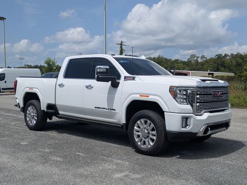 Used 2022 GMC Sierra 2500 Denali w/ Denali Ultimate Package AWD/4WD image 2