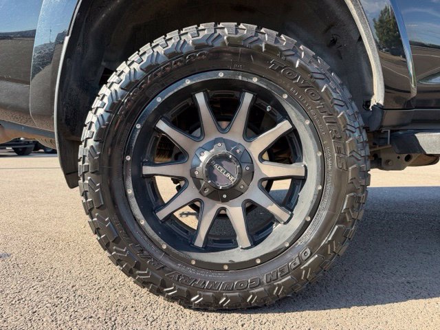 Used 2014 Toyota 4Runner SR5 AWD/4WD image 8